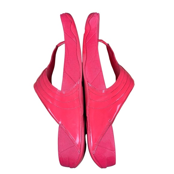 FitFlop Women's Walkstar toe-post Bright Red Sandals Sz 11 - Picture 3 of 8